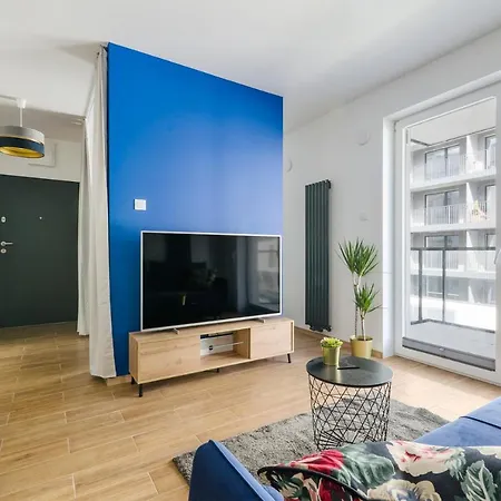 Manufaktura Centrum *