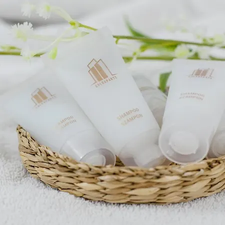 Manufaktura Centrum 아파트 *