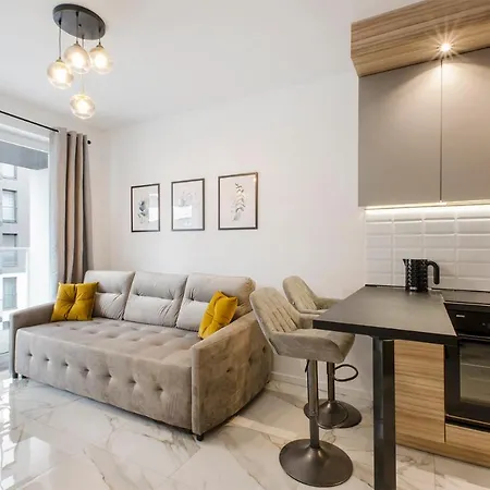 Manufaktura Centrum * 우치